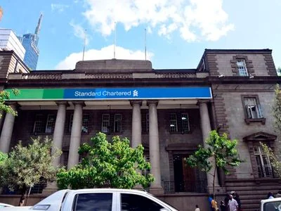 StanChart bucks trend with 26pc profit fall in first quarter